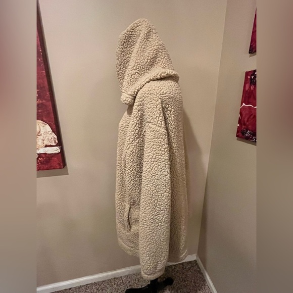 Kookaburra by Ugg Cozy Brushback Sherpa Hoodie , size 2X - Picture 7 of 8